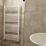 ホームステイ Letni Na Prazske Letne H5