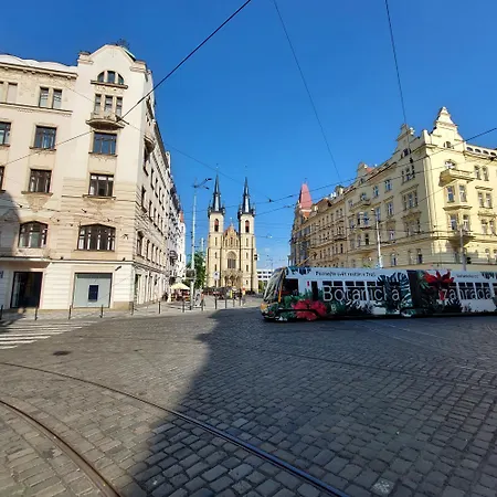 Letní Na Pražské Letné H5 Alloggio in famiglia Praga