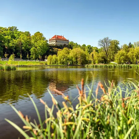 Letni Na Prazske Letne H5 *